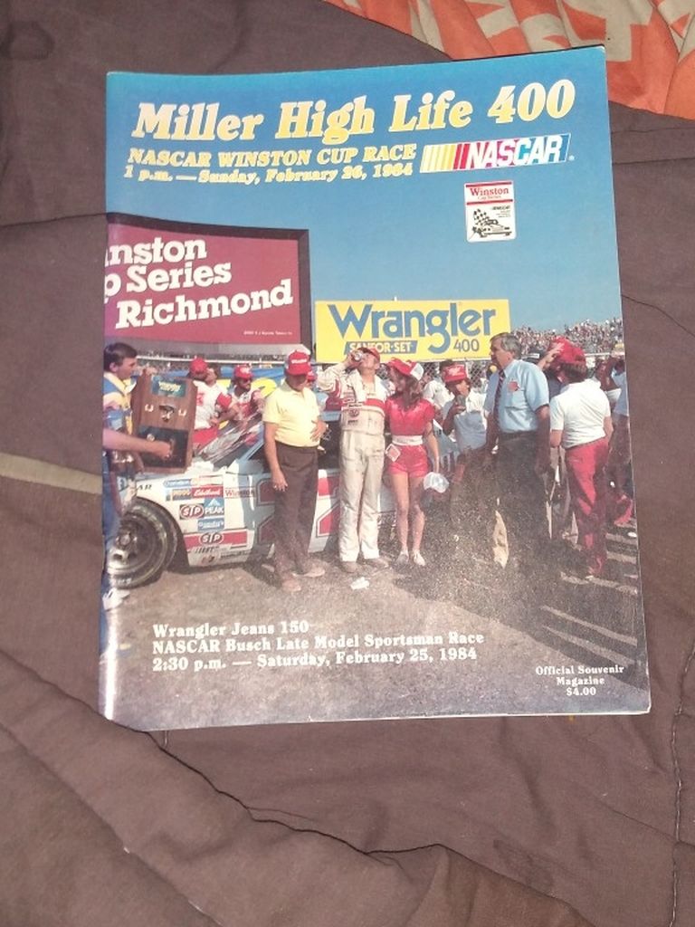 Vintage Miller High Life 400 Souvenir Magazine