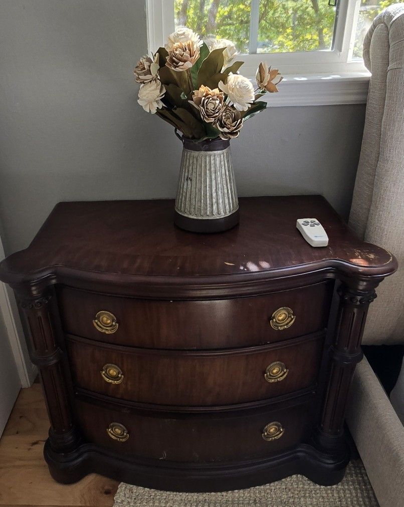 Bernhardt Dressers - 2