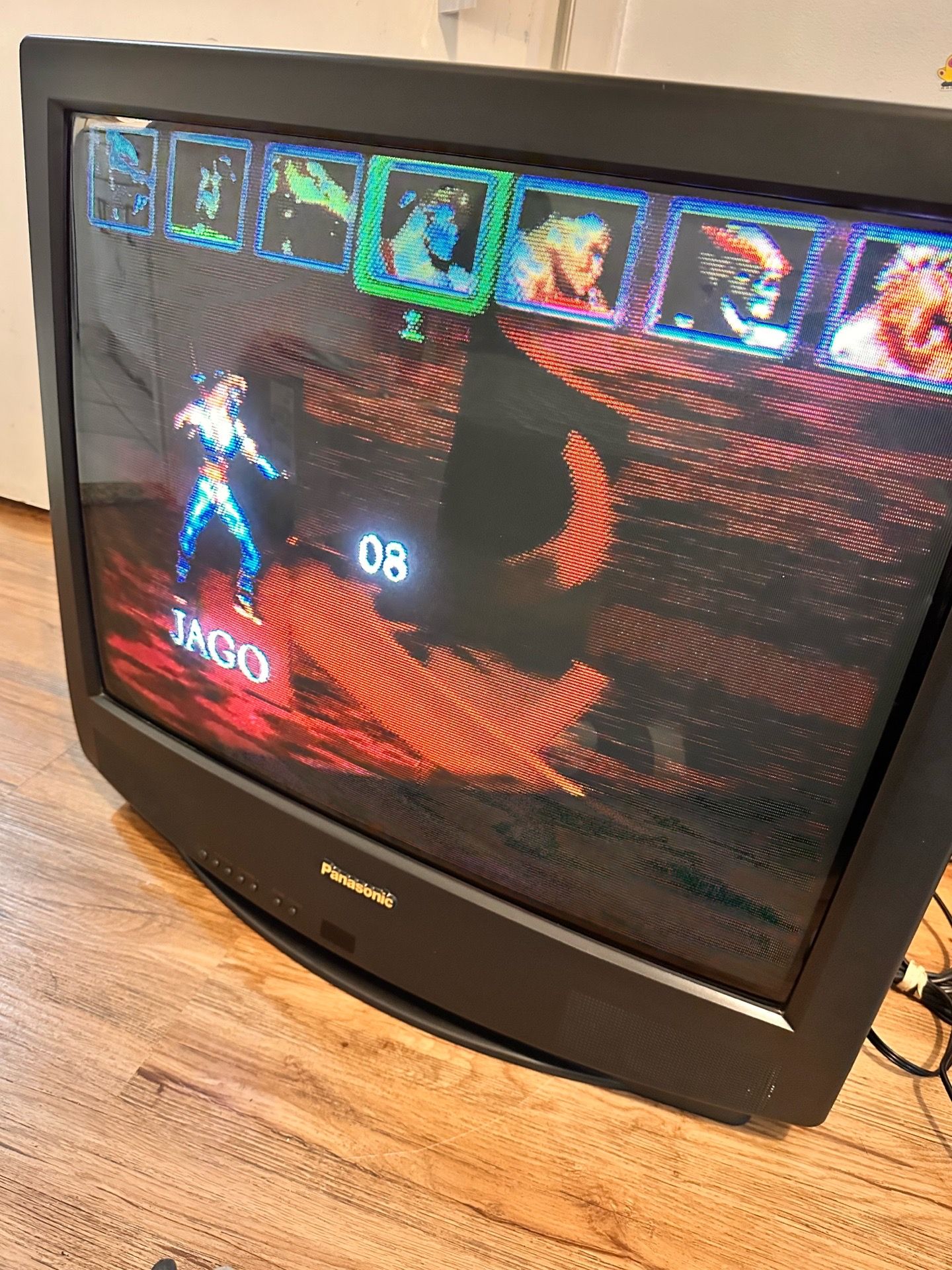 CRT Panasonic TV 27 Retro Gaming w/ Remote