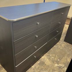 Eight Drawers Dresser 