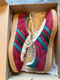 Adidas size 10.5