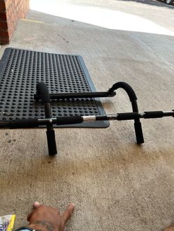 Stamina multi-gym doorway pull-up bar
