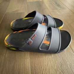 Reef Slide/Sandals Size 9