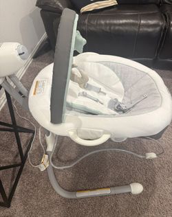 Graco Baby Swing