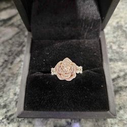 Woman’s gold diamond ring