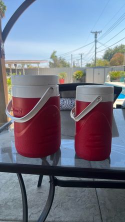2 Jugs