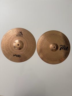Vintage 2 16”,1 Paiste PST5 Medium Crash & 1 Paiste Plus 802 Crash Cymbal German