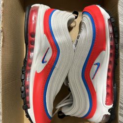 Women - Nike Air Max - Size 6