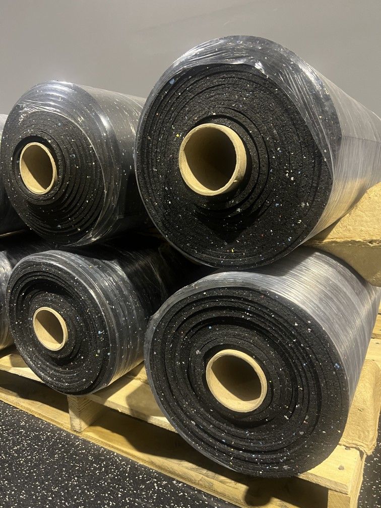BRAND NEW RUBBER GYM FLOORING ROLLS IN MULTIPLE COLORS - FREE DELIVERY