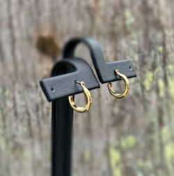 14k yellow gold round hoop clip on earrings 0.3G