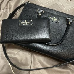Kate spares purse with wallet