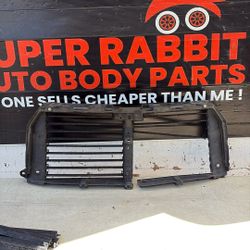 2015 F150 Shutter For Parts OEM Original 2017 