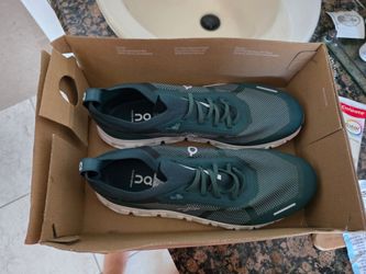 👟 On Men’s Cloud 6 Versa – Size 12