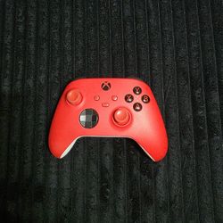 Xbox Series X/S Controller Red Like New
