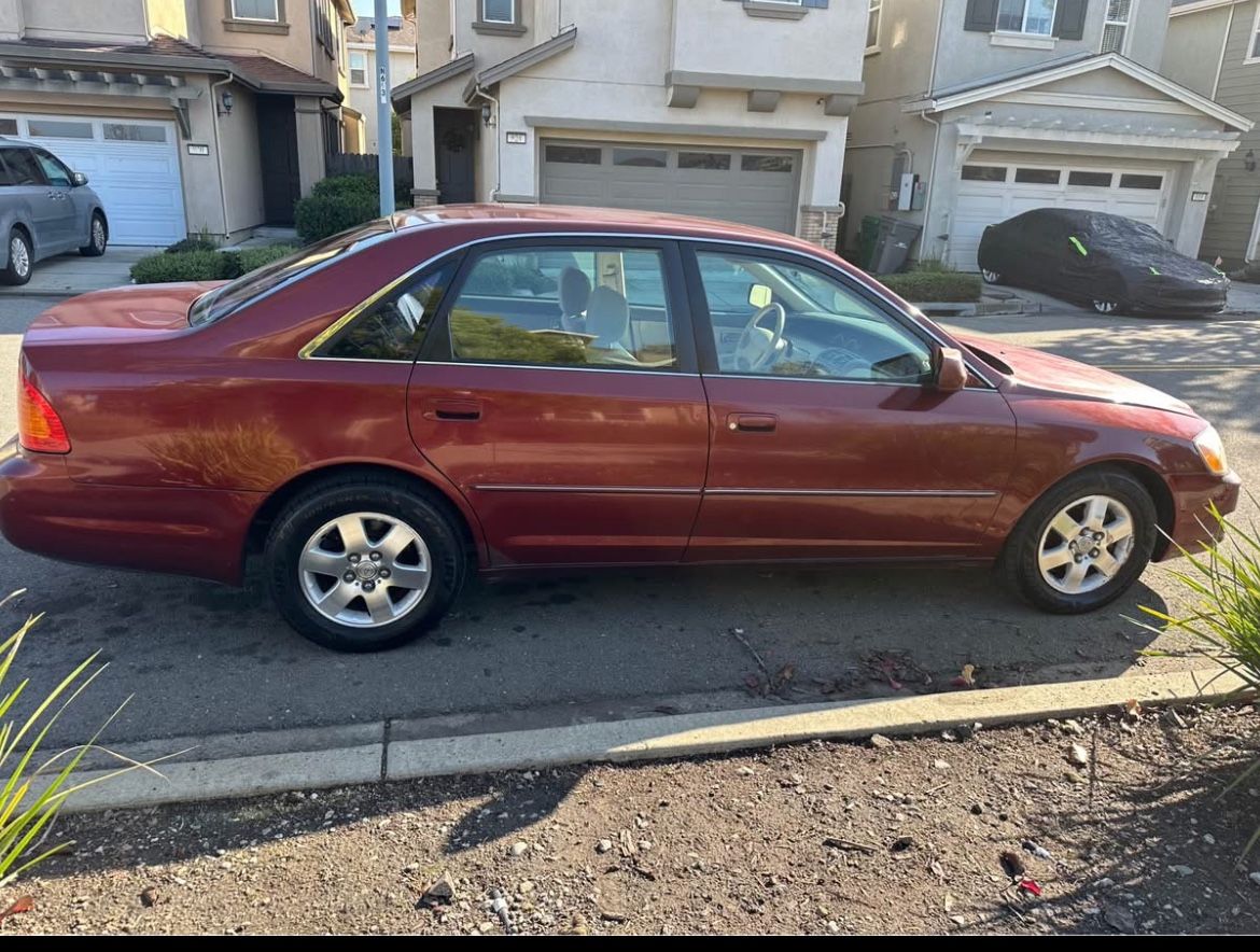 2000 Toyota Avalon