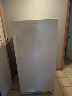 Frigidaire Deep Freezer 