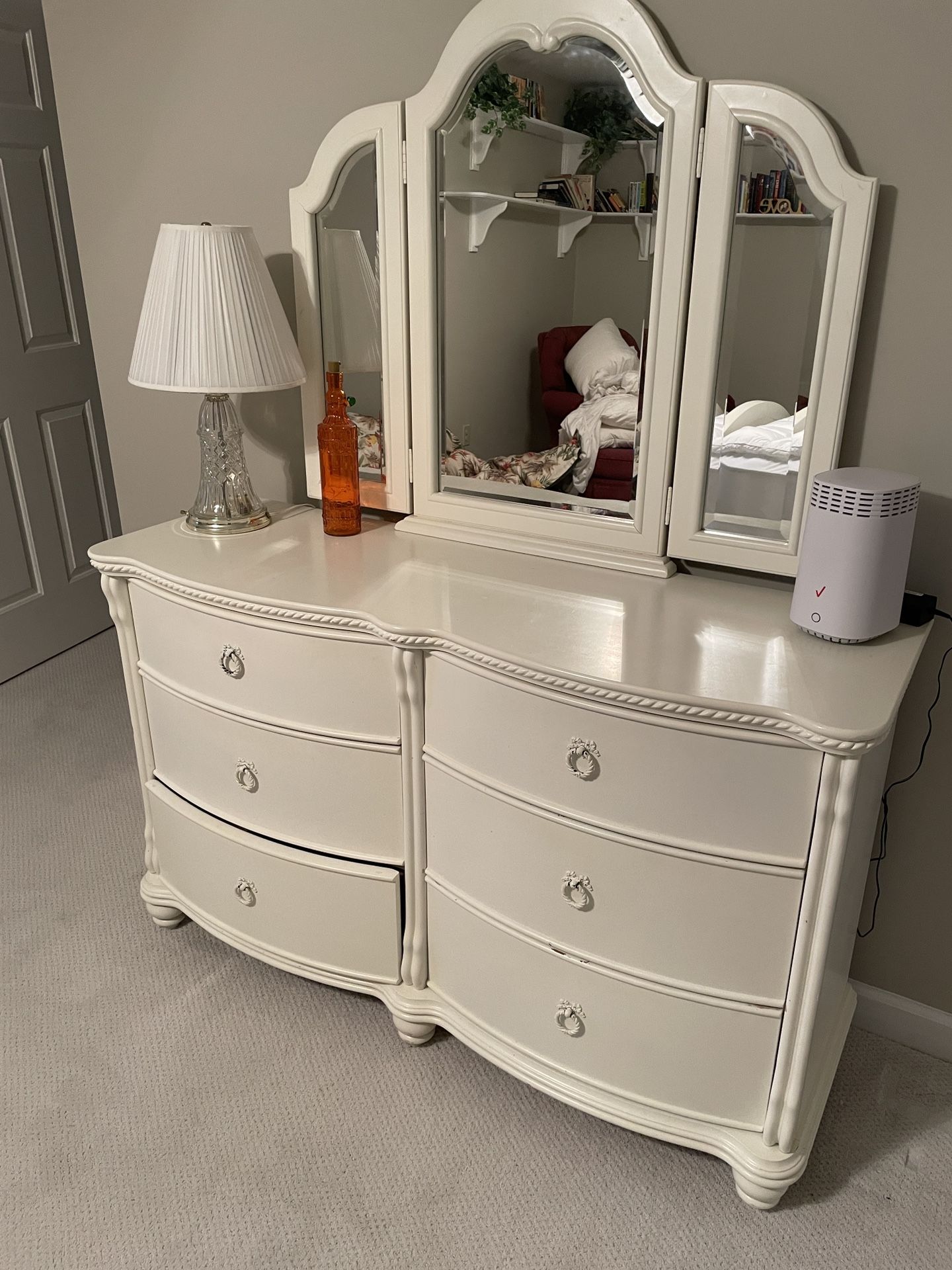 Dresser