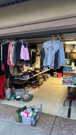 GARAGE SALE TODAY 6am-9am