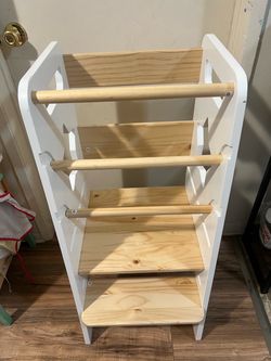 Toddler standing tower