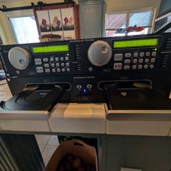 American Audio DCD-PRO310 Dual CD DJ Player – Fully Working