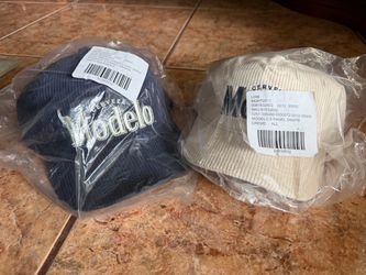 Modelo Corduroy SnapBack Hats (2)