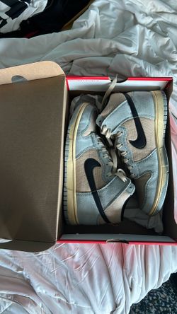 Nike Dunk High Retro SE - Grain / Black / Light Pumice