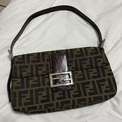 Fendi Baguette