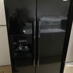 Refrigerator Whirlpool Side By Side 