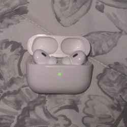 AirPods Pro (2nd Gen, USB-C)