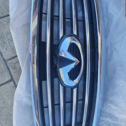Infiniti QX60 or JX35 front grille assembly 
