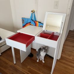 IKEA MAKEUP VANITY 