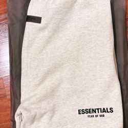 Light Oatmeal Essential Shorts Size m Can Ship 