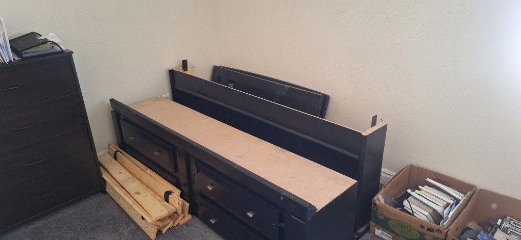Twin Bed With Mattress
