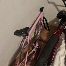 Pink Chad Throne Frame