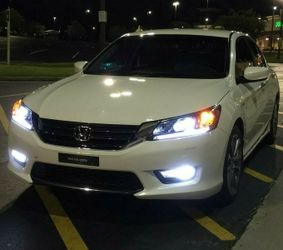 2pcs LED Headlights, Fog Lights, Daytime Lights, Bulb 6500k 8000 lumens *6 Months Warranty*