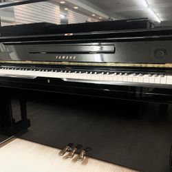 Yamaha U1A Upright Piano