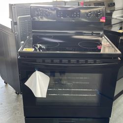 Season electric stove glass top in color black