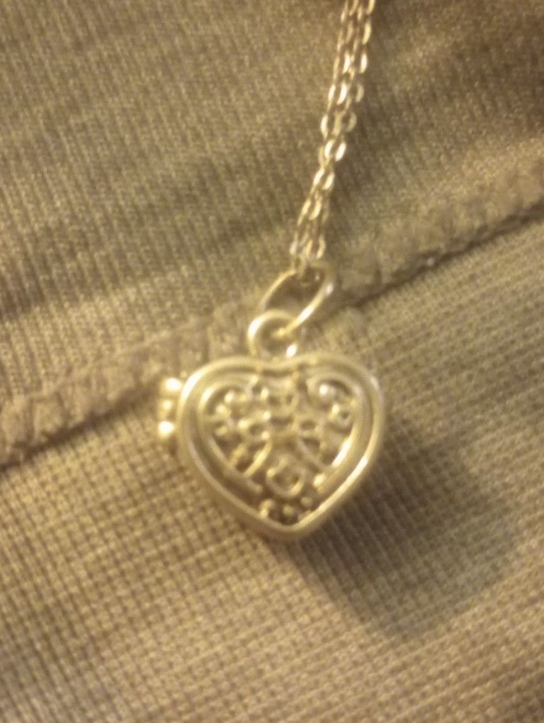 Tiny Silver Tone Heart Locket 