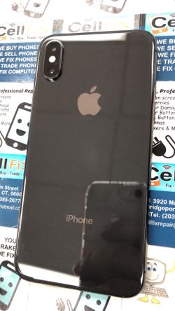 iPhone XS 64GB Unlocked