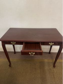 Desk/Mesita