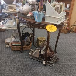 FRENCH STYLE TABLE