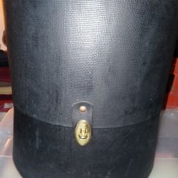  Hat Box/  Wig Storage/Travel Case  1(contact info removed)s