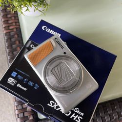 Canon SX740 Rare Silver