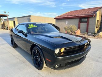 2016 Dodge Challenger SXT
