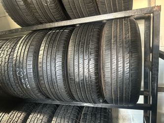SET OF TIRE 235 60 18 MICHELIN 85% LIFE