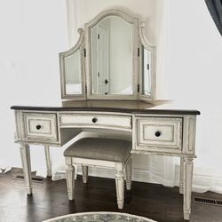 Beautiful Ashley Realyn Traditional Cottage 3 Drawer Vanity Set with Dovetail Construction, Mirror & Stool Included, Chipped White, Distress
