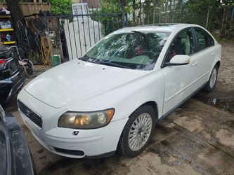 2004 Volvo S40