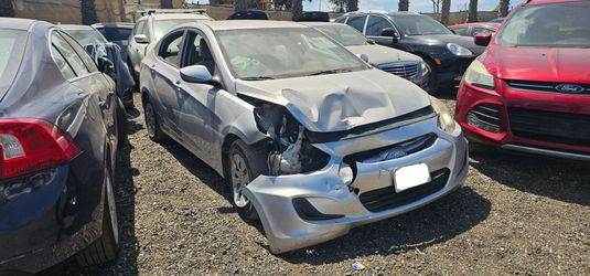 2016 HYUNDAI ACCENT