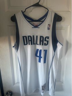 Dallas jersey size large