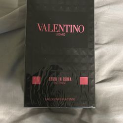Valentino Cologne Eau De Parfum Intense